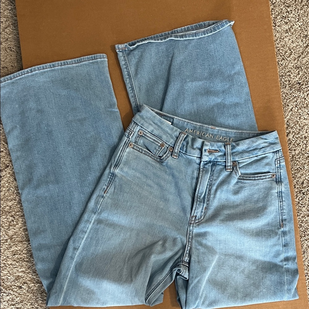 American Eagle Outfitters Light Wash Wide Leg Jeans